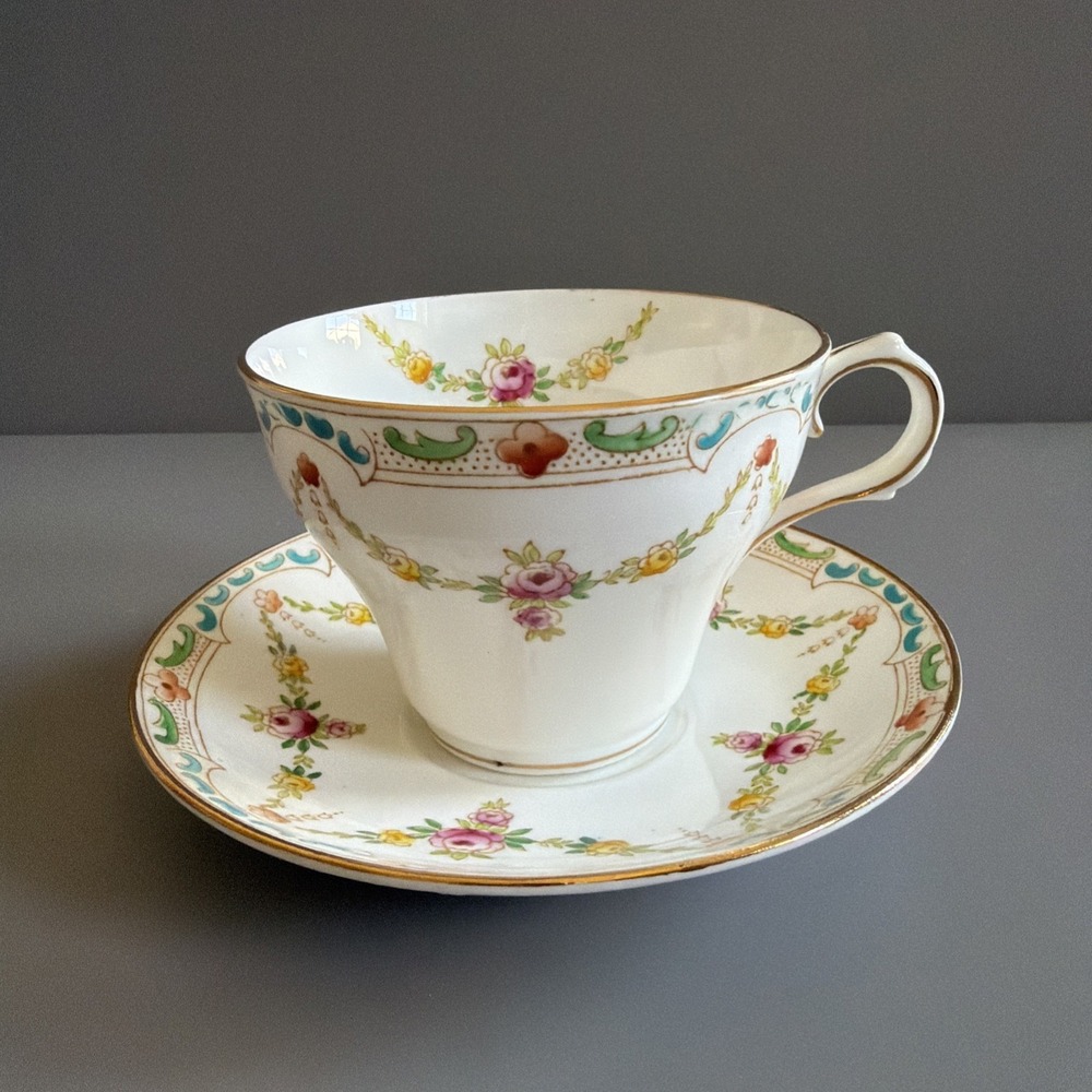 Vintage Victoria C&E English Bone China Teacup & Saucer Floral Hand Painted Gold